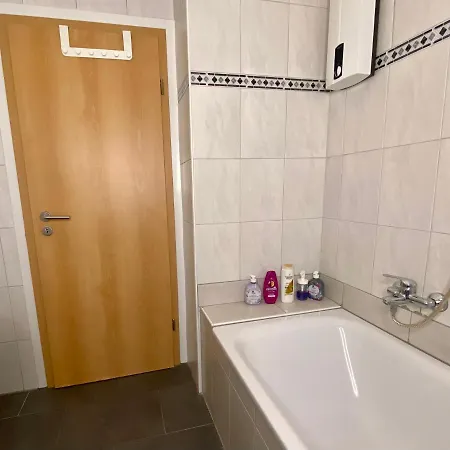 Im - Apple Tv Netflix Kingsize Bett Arbeitsplatz Naehe Hbf Apartamento Coblenza